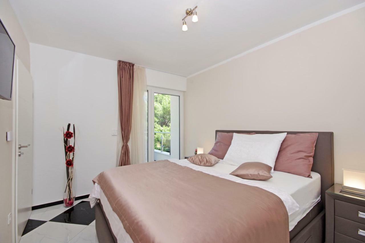 Villa Inis Makarska Exterior foto